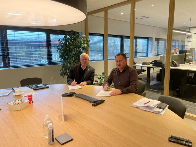 Redactie Statuut Evergreen getekend