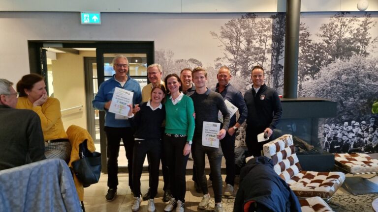 Eerste competitiewedstrijd voor de Business Club – met een leuk presentje