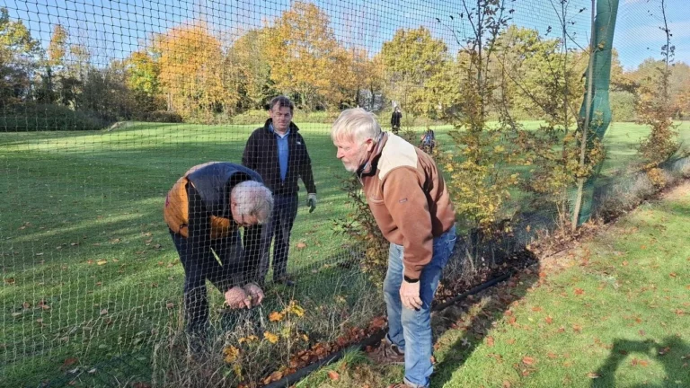 De ballenrapers in actie – driving range weer tiptop